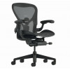 Офисное кресло Herman Miller Aeron (Size B) MB Black