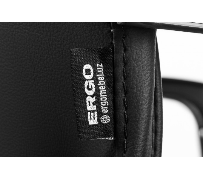 Кресло для посетителей ERGO Falcon CF Black